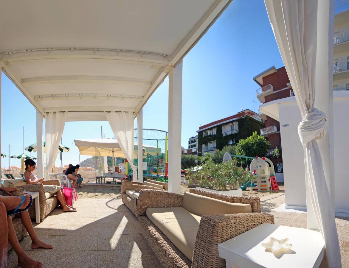 Giovanna Regina Hotel กาบิชเชมาเร ภายนอก รูปภาพ